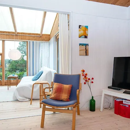 6 Person Holiday In *