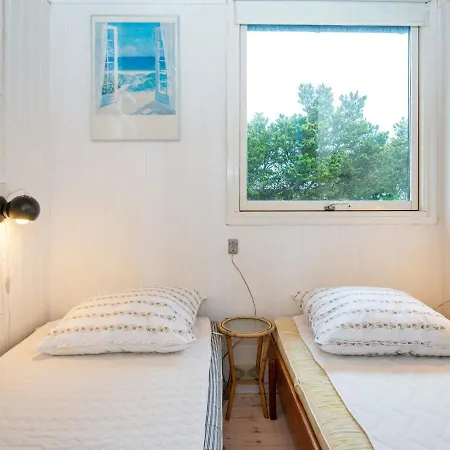 6 Person Holiday In * Glesborg